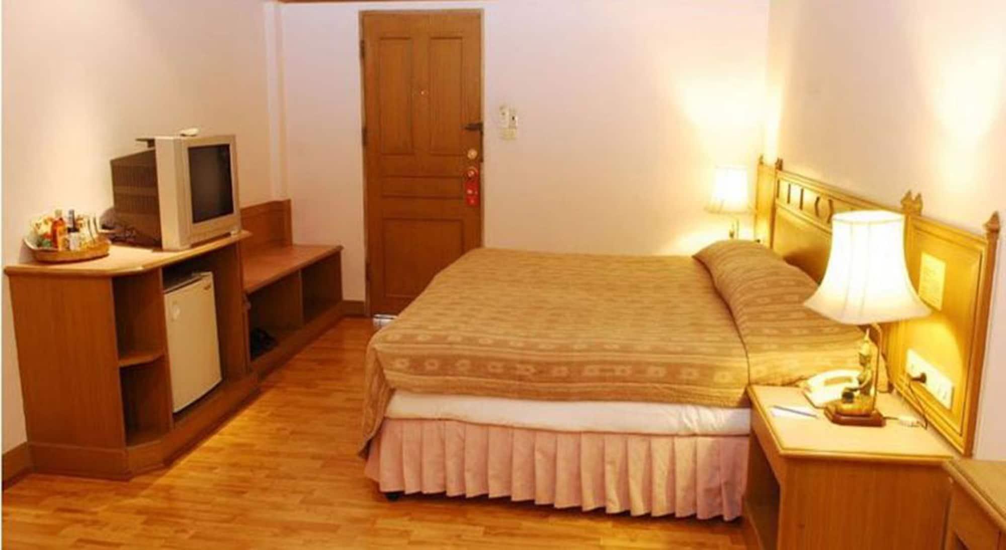 Silom Village Inn Bangkok Zewnętrze zdjęcie