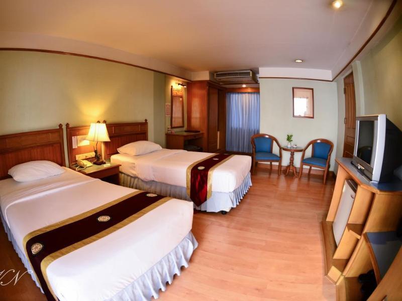Silom Village Inn Bangkok Zewnętrze zdjęcie