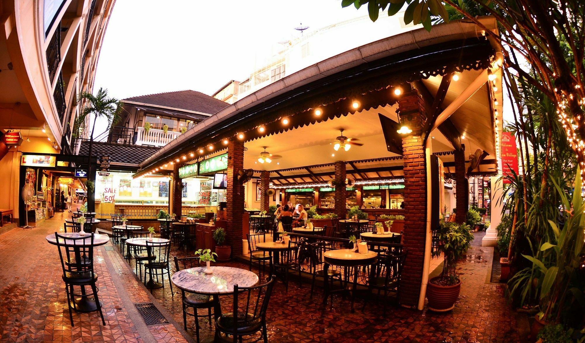 Silom Village Inn Bangkok Zewnętrze zdjęcie