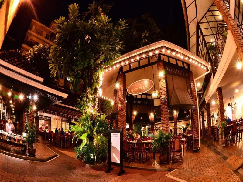 Silom Village Inn Bangkok Zewnętrze zdjęcie