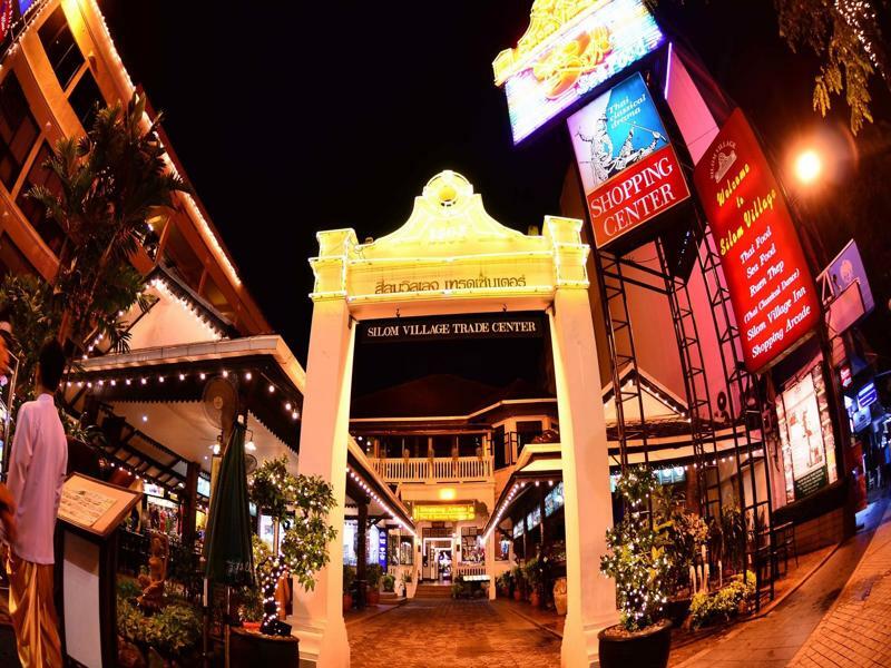 Silom Village Inn Bangkok Zewnętrze zdjęcie