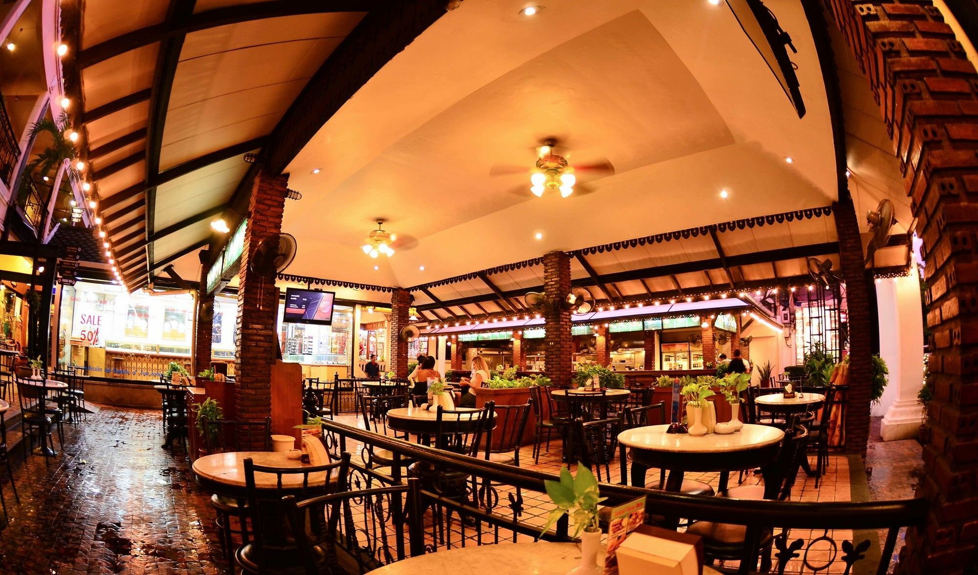 Silom Village Inn Bangkok Zewnętrze zdjęcie